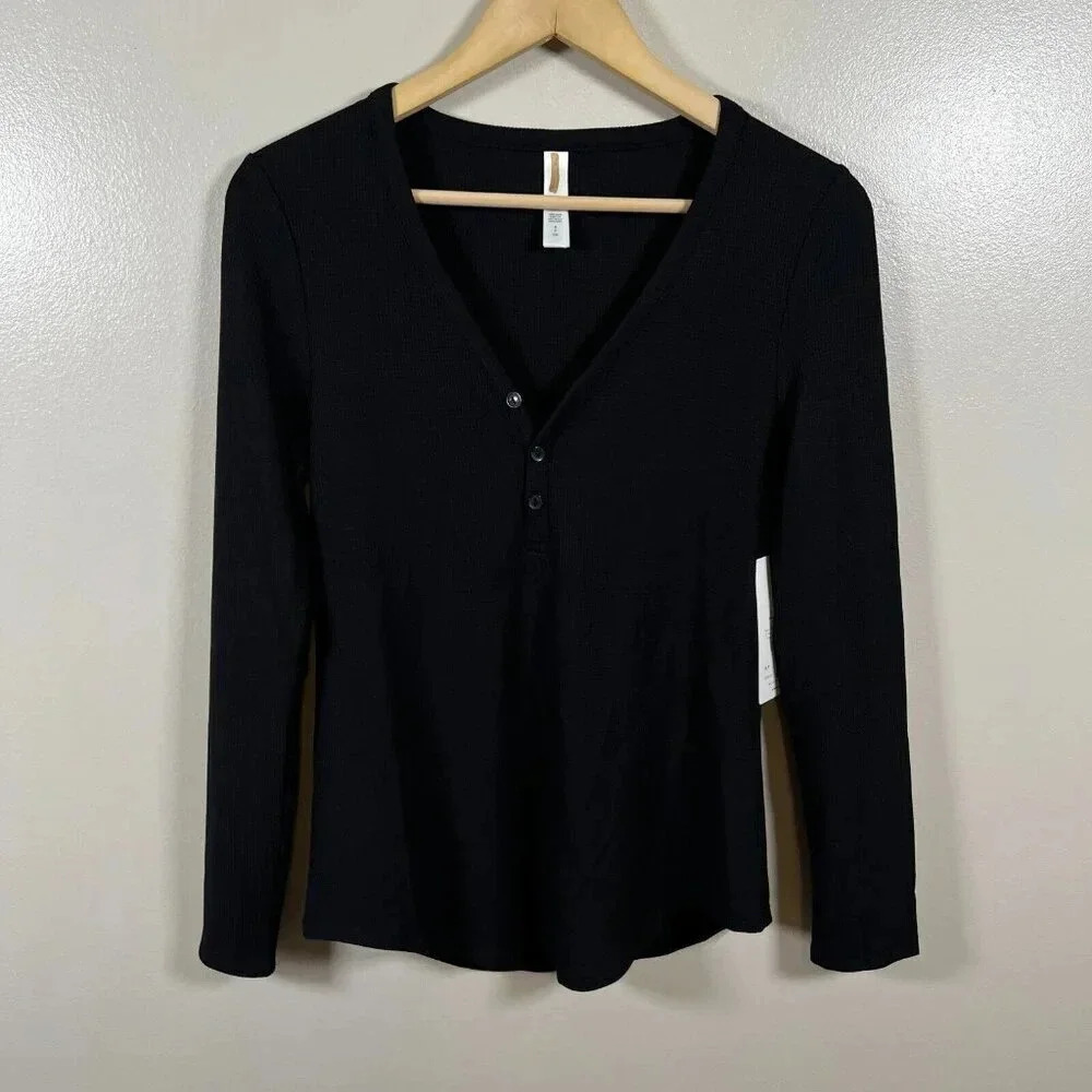 Athleta Wind Down Sleep Top Size Small Black Waffle Knit Henley Lounge Comfy